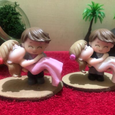 Miniature Dancing Couple Fairy Garden Figurine (Resin Decor)