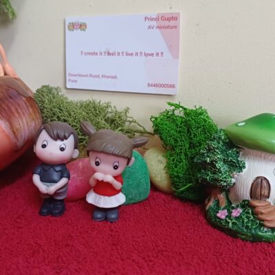Miniature Ponytail Boy and Girl Garden Fairy Garden Figurine (Resin Decor)