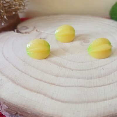 Miniature Starfruit for Dollhouse Kitchen (Resin Decor)