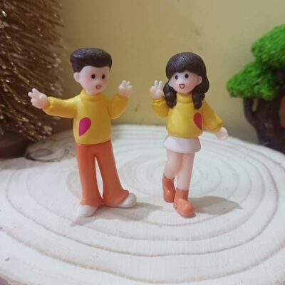Miniature Boy and Girl Yellow Fairy Garden Figurine (Resin Decor)