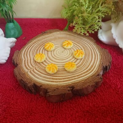 Miniature Cheese Bun for Dollhouse Kitchen (Resin Decor)