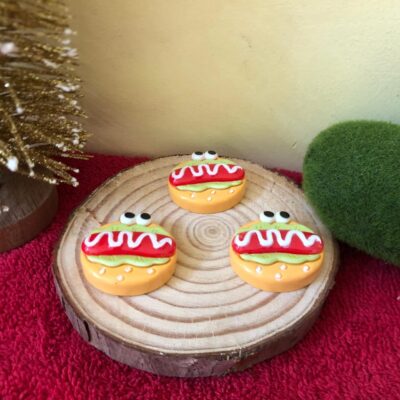 Miniature Hot God Burger for Dollhouse Kitchen (Resin Decor)