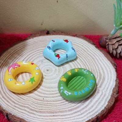 Miniature Swimming Tube for Beach Scene (Resin Decor)