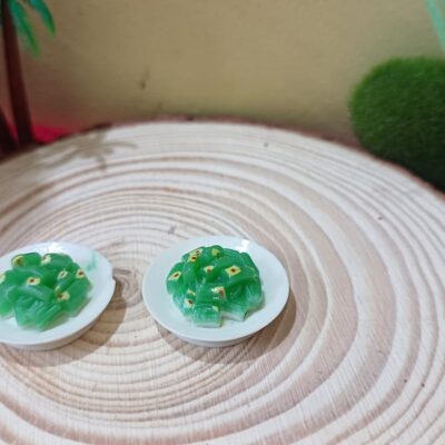 Miniature Food Plate Design No 4 for Dollhouse Kitchen (Resin Decor)