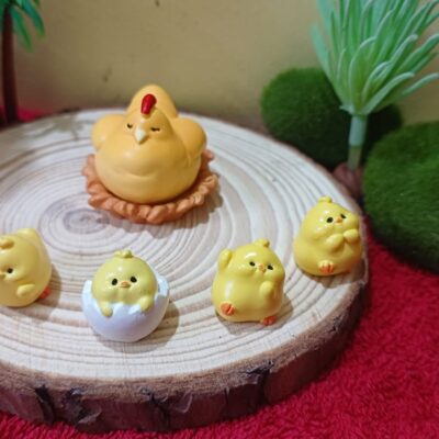 Miniature Big Fat Hen with Chickens Set Fairy Garden Figurine (Resin Decor)