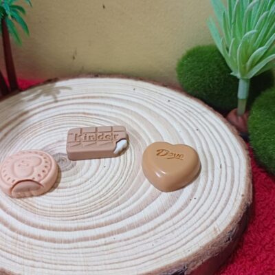 Miniature Cream Biscuits for Dollhouse Kitchen (Resin Decor)