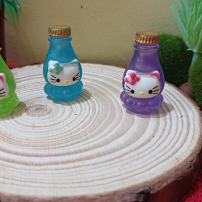 Miniature Kitty on Bottle for Dollhouse Kitchen (Resin Decor)