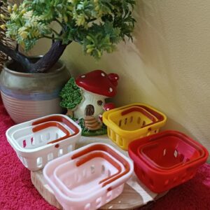 Basket with handle